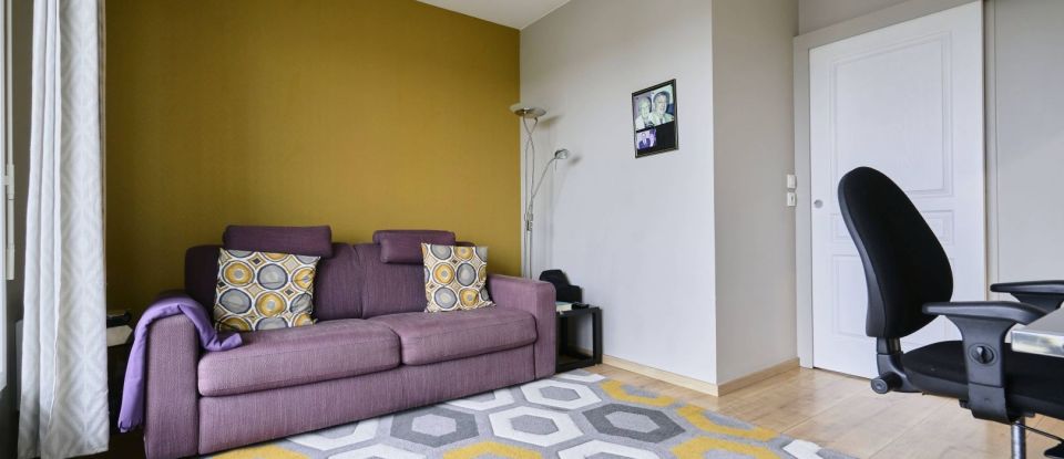 Appartement 5 pièces de 139 m² à Saint-André-lez-Lille (59350)