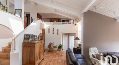 House 10 rooms of 215 m² in L'Arbresle (69210)