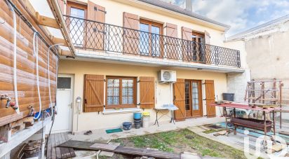 House 8 rooms of 150 m² in Villejuif (94800)