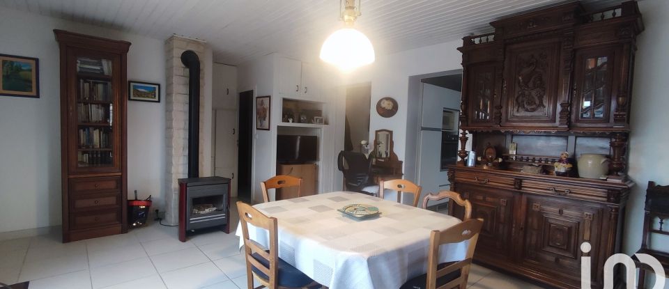 Traditional house 5 rooms of 119 m² in Le Gua (38450)