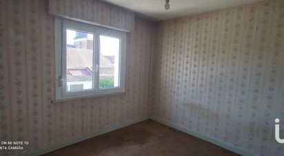 House 6 rooms of 75 m² in Chocques (62920)