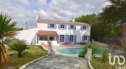 Maison traditionnelle 6 pièces de 175 m² à La Barre-de-Monts (85550)