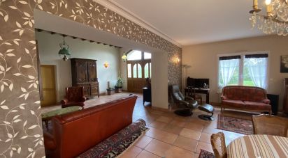 House 6 rooms of 192 m² in Maulévrier (49360)