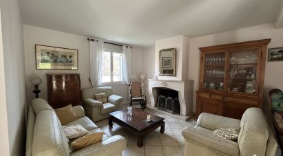 House 6 rooms of 140 m² in Boulazac Isle Manoire (24750)
