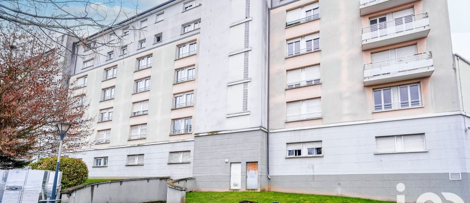 Apartment 4 rooms of 60 m² in Chelles (77500)