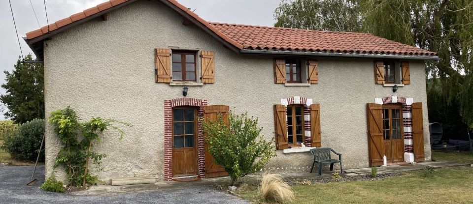 Country house 4 rooms of 134 m² in Lubret-Saint-Luc (65220)