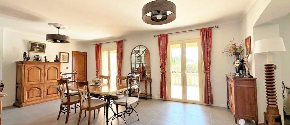 House 7 rooms of 170 m² in Castillon-du-Gard (30210)