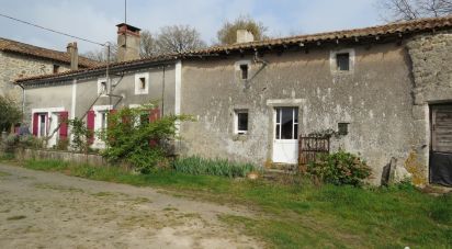 House 4 rooms of 105 m² in Saint-Aubin-le-Cloud (79450)