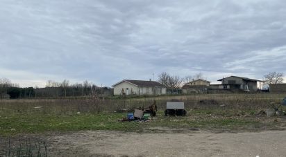 Land of 5,200 m² in Illats (33720)