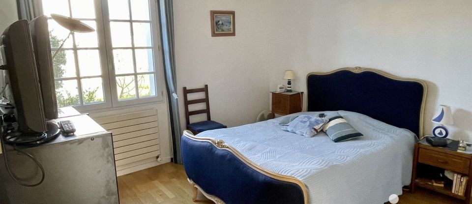 House 6 rooms of 141 m² in Saint-Gilles-Croix-de-Vie (85800)
