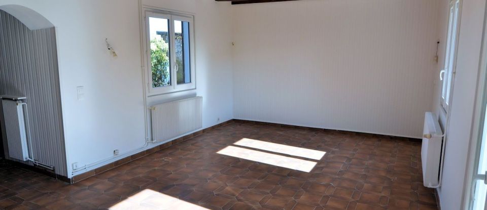 House 4 rooms of 102 m² in Rambouillet (78120)
