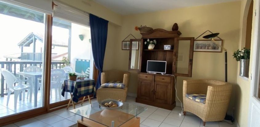 Apartment 1 room of 28 m² in Hendaye (64700)