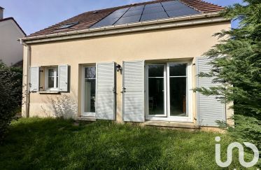 House 6 rooms of 96 m² in Angerville (91670)