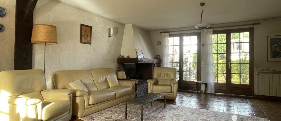 House 7 rooms of 152 m² in Montsoult (95560)