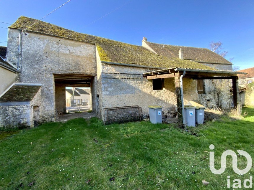 Barn conversion 4 rooms of 77 m² in Chaintreaux (77460)