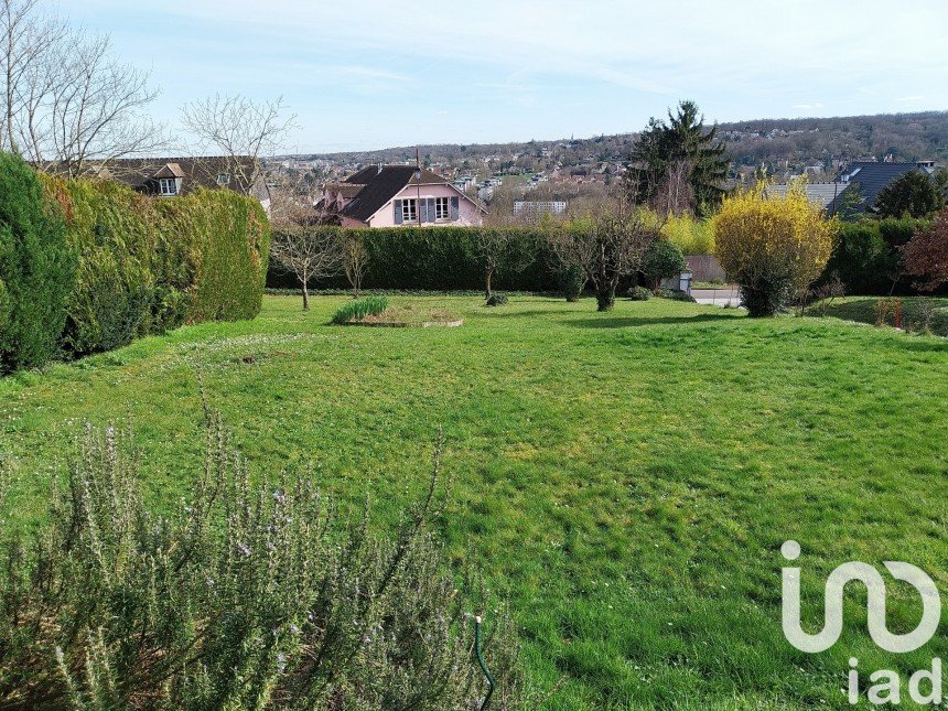 Land of 489 m² in Mareil-Marly (78750)