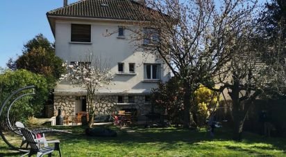Traditional house 7 rooms of 120 m² in Sarcelles (95200)