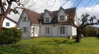 Maison 9 pièces de 182 m² à Mauléon-Licharre (64130)