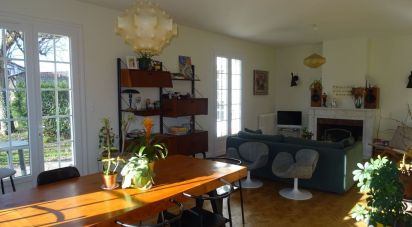 Maison 9 pièces de 182 m² à Mauléon-Licharre (64130)