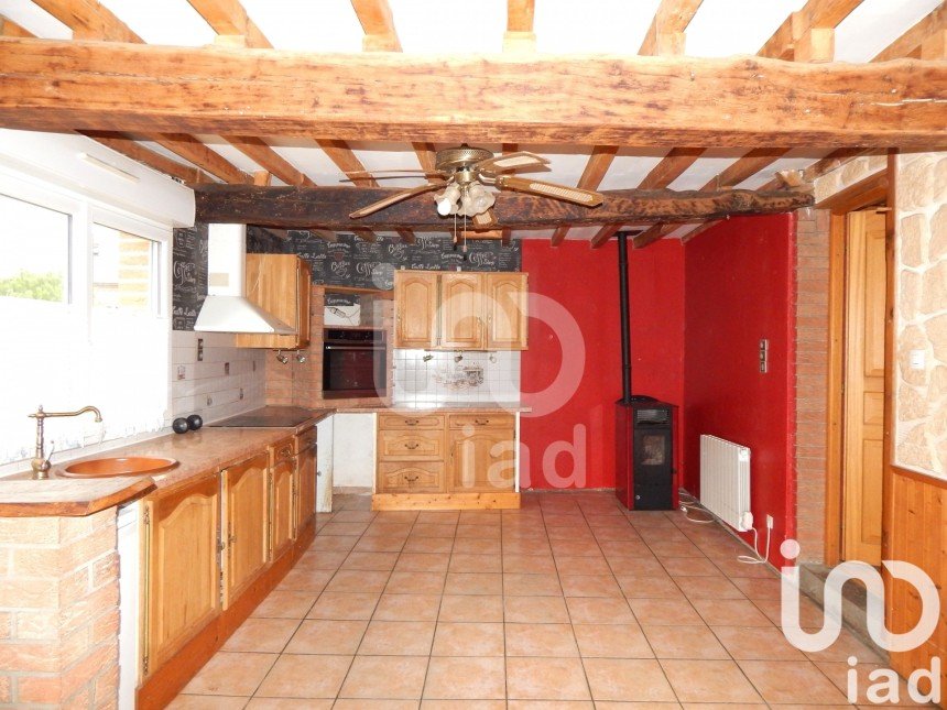 House 3 rooms of 70 m² in Beauquesne (80600)