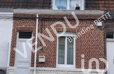 House 4 rooms of 72 m² in Lys-lez-Lannoy (59390)