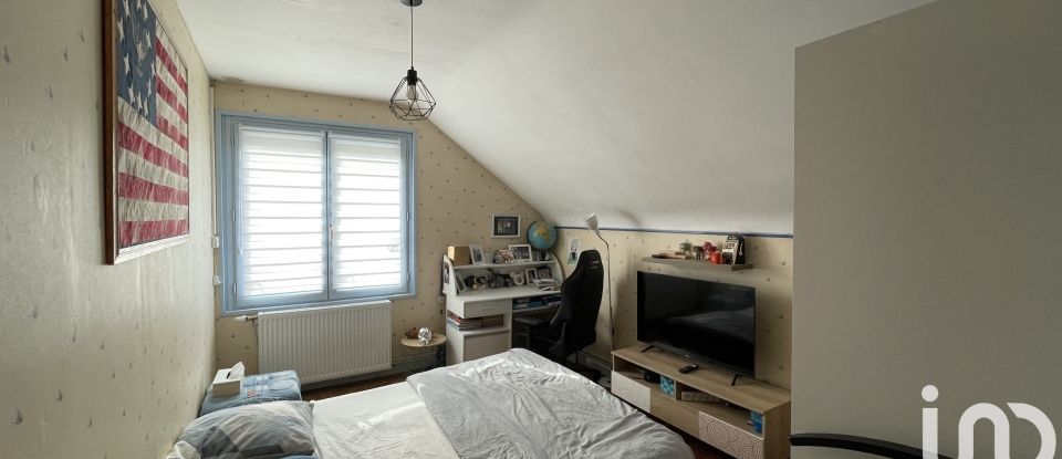 Maison de ville 5 pièces de 95 m² à Saumur (49400)