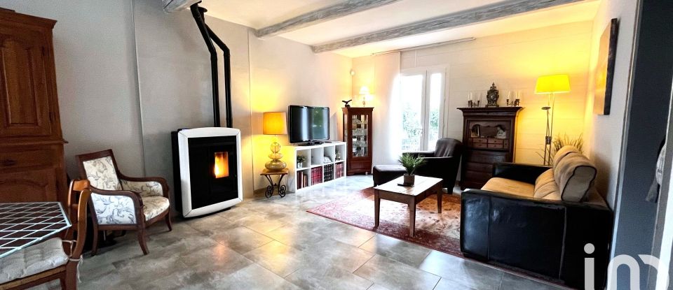Traditional house 5 rooms of 110 m² in Solliès-Toucas (83210)
