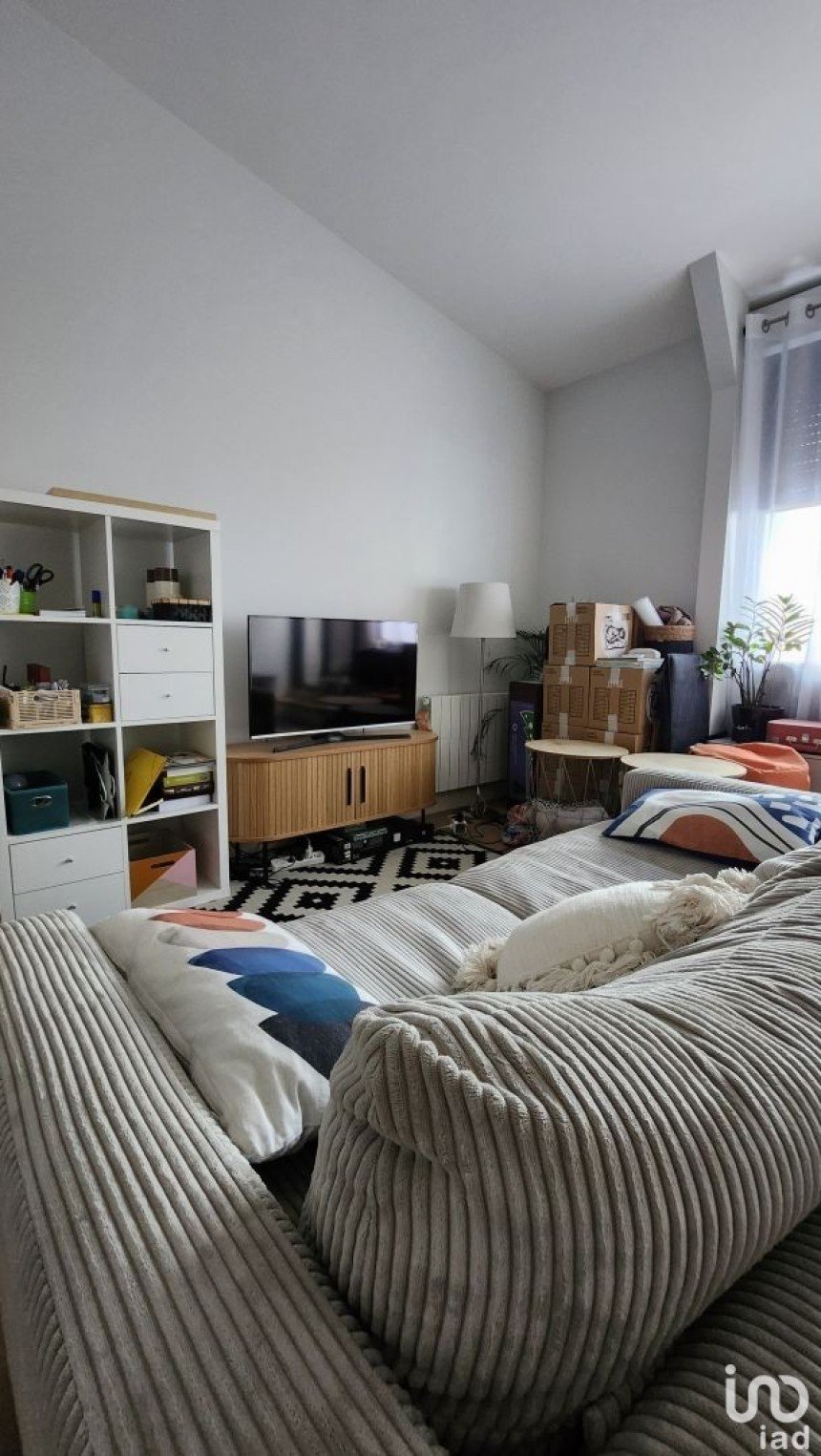 Apartment 3 rooms of 60 m² in Bègles (33130)