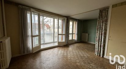 Apartment 3 rooms of 61 m² in Villejuif (94800)