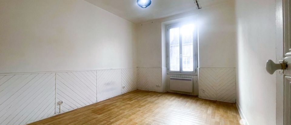 Appartement 3 pièces de 49 m² à Montereau-Fault-Yonne (77130)