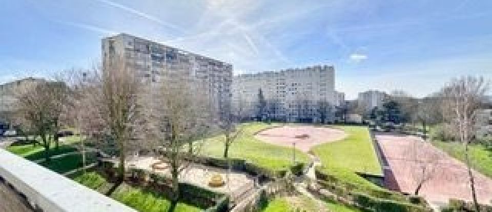 Apartment 4 rooms of 67 m² in Fresnes (94260)