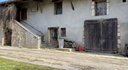 Maison de village 2 pièces de 205 m² à Neuville-sur-Ain (01160)