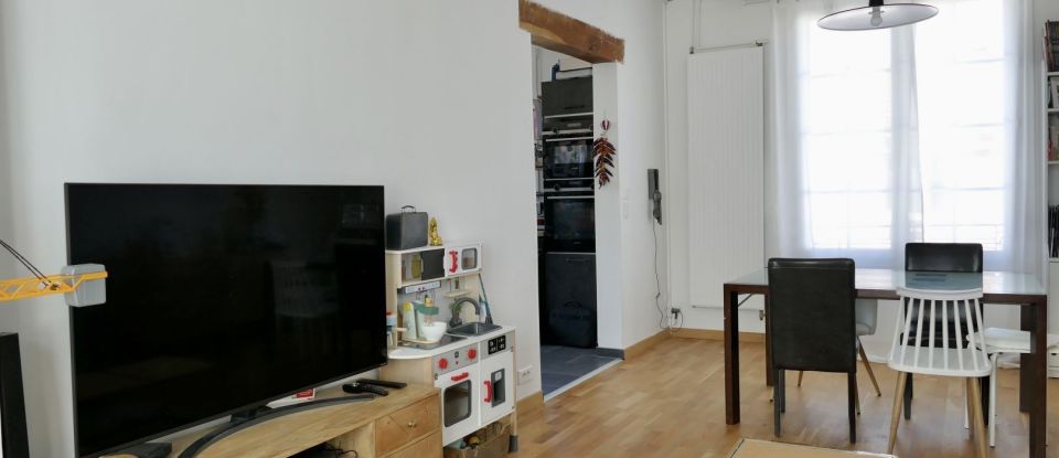 Duplex 4 rooms of 84 m² in Bagneux (92220)