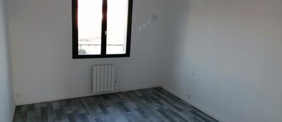 House 8 rooms of 115 m² in Cenon (33150)