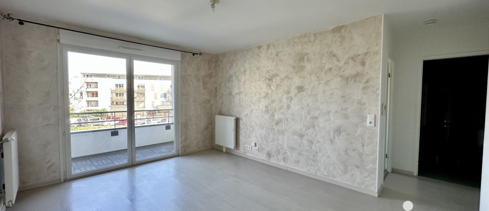 Apartment 2 rooms of 44 m² in Fleury-Mérogis (91700)