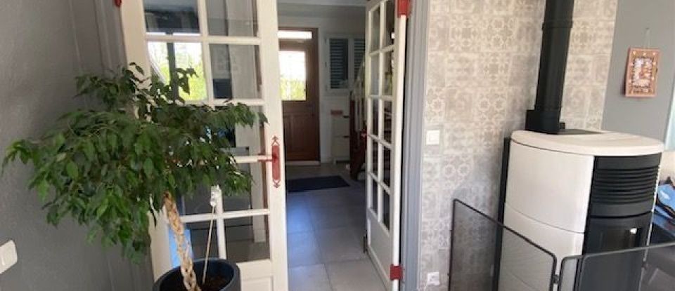 House 6 rooms of 145 m² in Thiers-sur-Thève (60520)