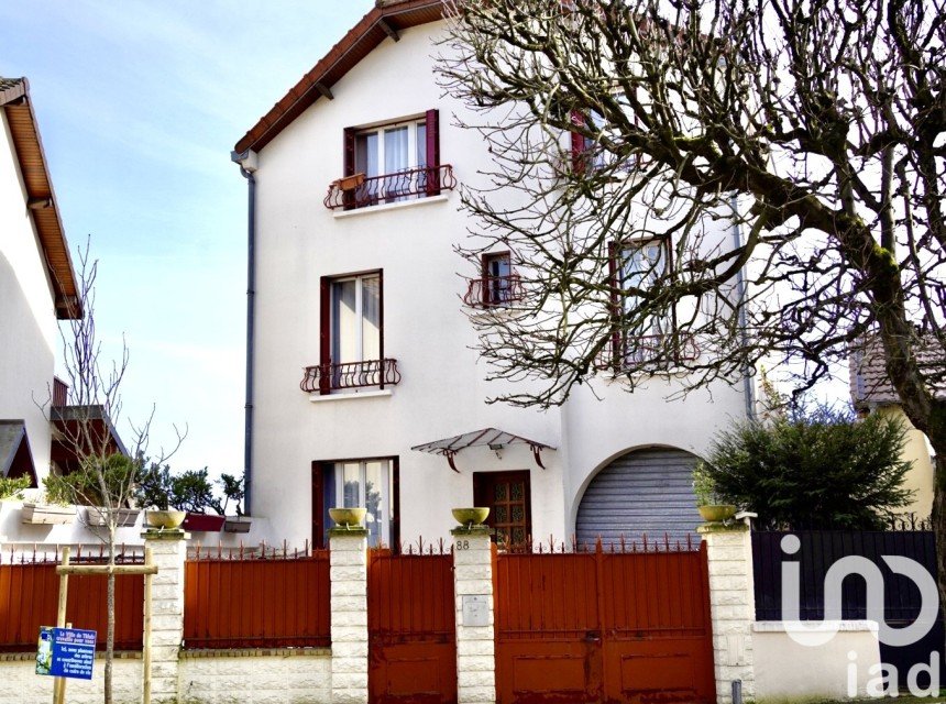 Town house 6 rooms of 135 m² in Thiais (94320)