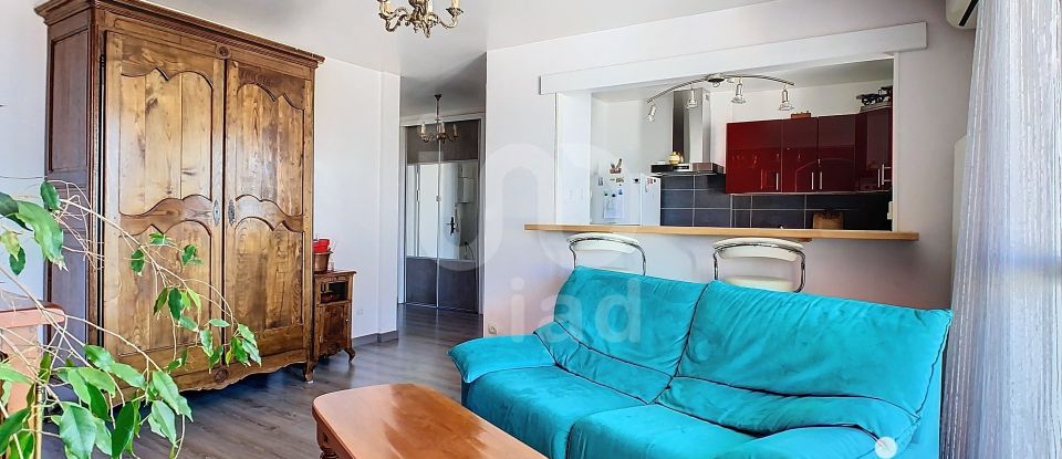 Apartment 4 rooms of 74 m² in Martigues (13500)