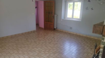 House 4 rooms of 87 m² in THURY-HARCOURT (14220)