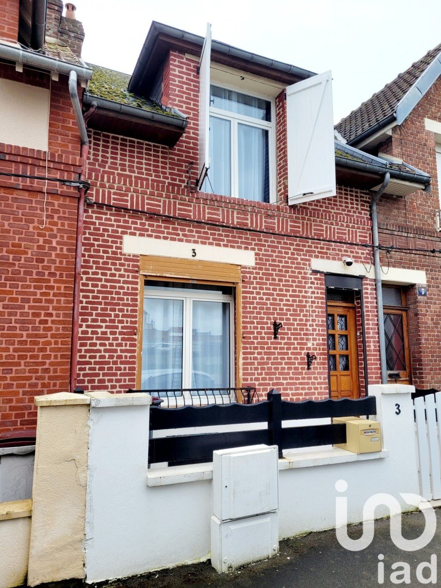 Maison de ville 4 pièces de 90 m² à Saint-Quentin (02100)