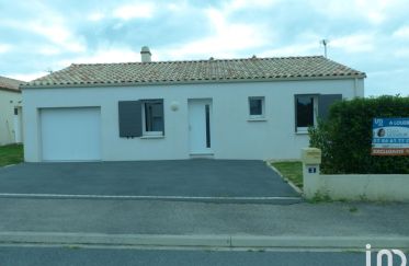House 3 rooms of 66 m² in Vendrennes (85250)