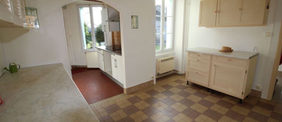 Maison 7 pièces de 154 m² à Guérigny (58130)