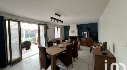 House 7 rooms of 150 m² in Villers-sous-Saint-Leu (60340)