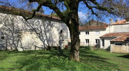 House 5 rooms of 120 m² in Angeac-Champagne (16130)