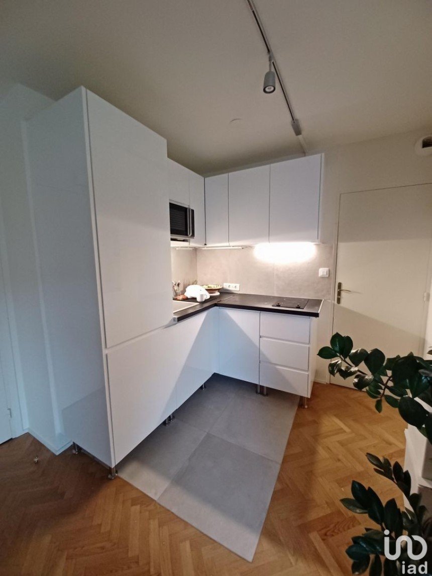 Appartement 1 pièce de 24 m² à Issy-les-Moulineaux (92130)
