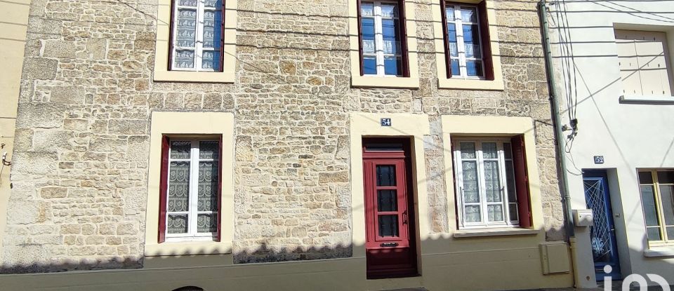 Maison 6 pièces de 132 m² à Fontenay-le-Comte (85200)