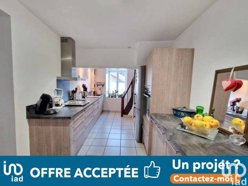 Village house 4 rooms of 83 m² in Le Gua (38450)
