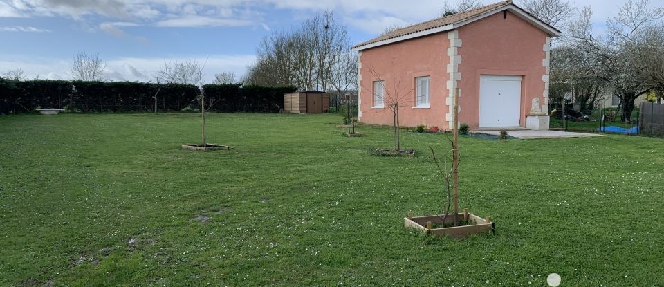Village house 6 rooms of 155 m² in Bergerac (24100)