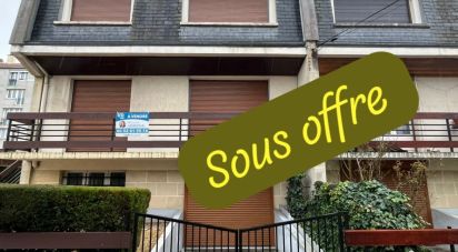 House 4 rooms of 105 m² in Villejuif (94800)