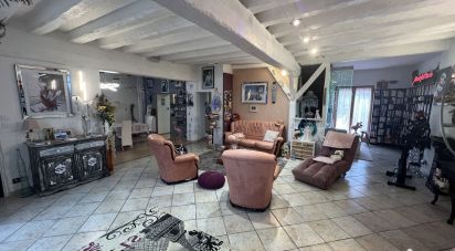 Town house 12 rooms of 268 m² in Égreville (77620)